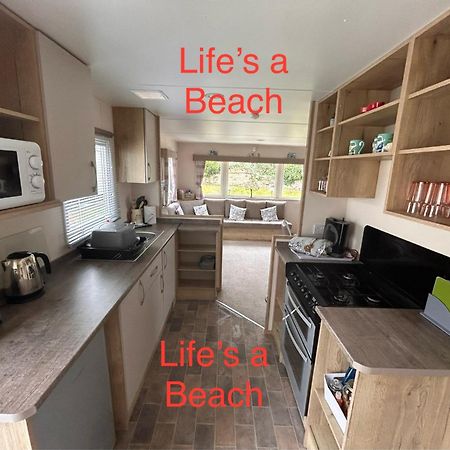 Lifes A Beach On Presthaven Sands Prestatyn Esterno foto
